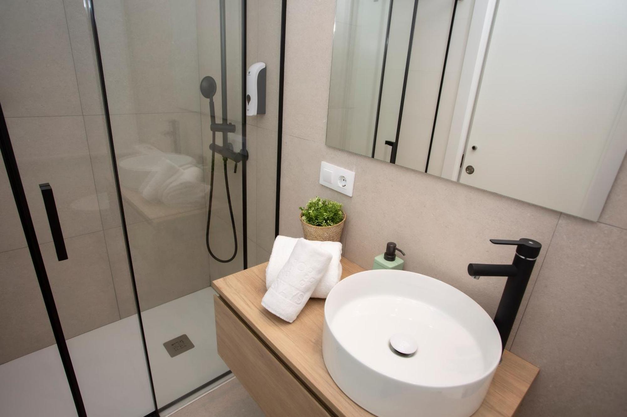 Poeta Llombart Apartment Valence Extérieur photo